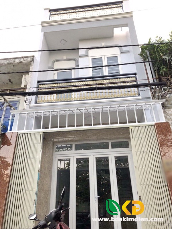 Bán nhà 1 lầu mới đẹp mặt tiền hẻm 1041 Trần Xuân Soạn quận 7.